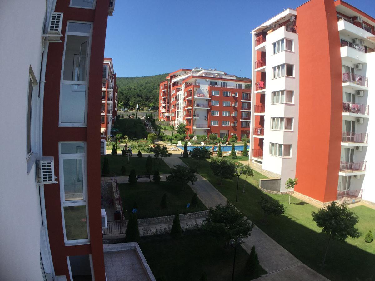 Marina Panorama Grand Resort Private Apartments Sveti Vlas Bagian luar foto