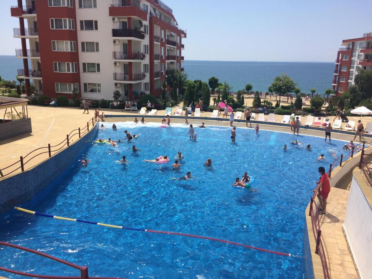 Marina Panorama Grand Resort Private Apartments Sveti Vlas Bagian luar foto