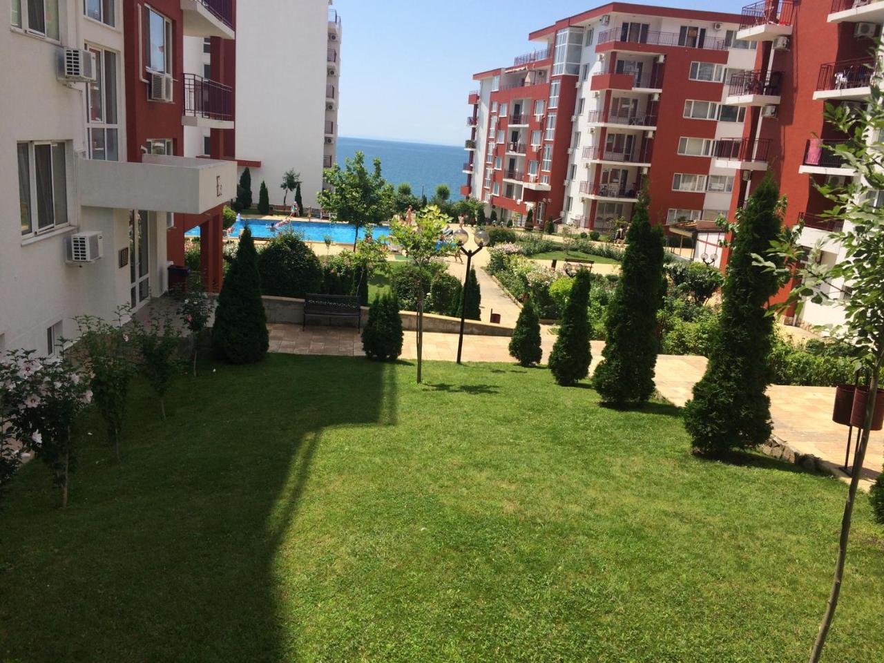 Marina Panorama Grand Resort Private Apartments Sveti Vlas Bagian luar foto